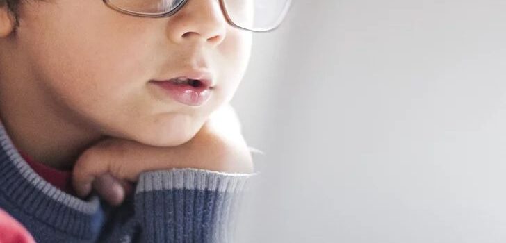 Salud visual infantil: Consejos clave para proteger la vista de tus hijos. Salud visual infantil: Consejos clave para proteger la vista de tus hijos.