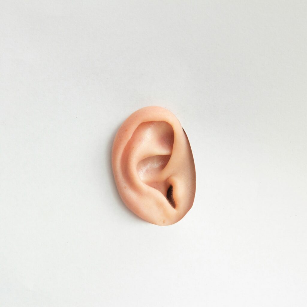 Otitis del nadador: cómo evitar el dolor de oído en verano