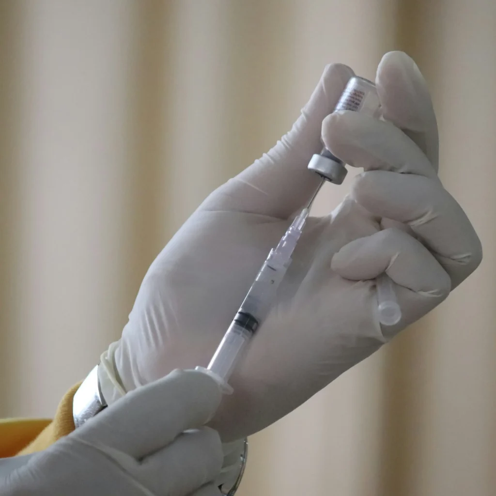 Vacuna de la gripe 2026-2027: quién debe vacunarse, cuándo empieza en Castilla y León y cómo llegar preparado